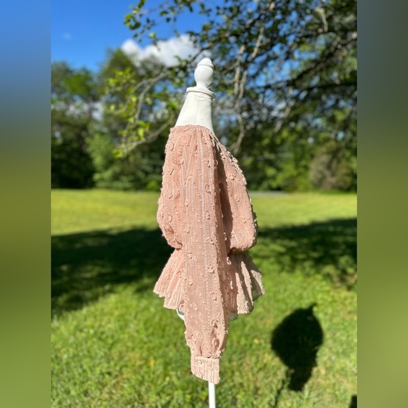 A. Calin by Flying Tomato Long Sleeve Textured Peplum Blouse Size Large - Picture 2 of 6